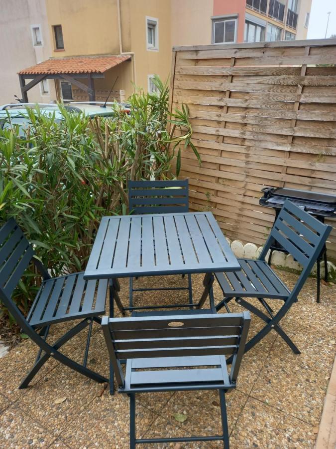 Le Pres St Martin Appt 2 Pieces Agde Exterior photo